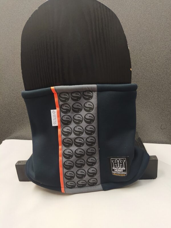 GORE-TEX INFINIUM ™ WINDSTOPPER® Softshell Halkon Hunt Guru Neckwarmer